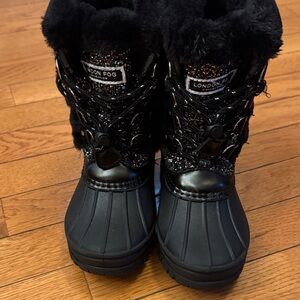 London Fog Black and Glitter Snow Boots